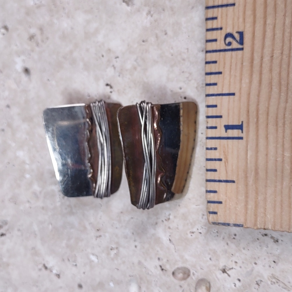 Artisan Crafted Two-tone Silver Earrings - Picture 3 of 4